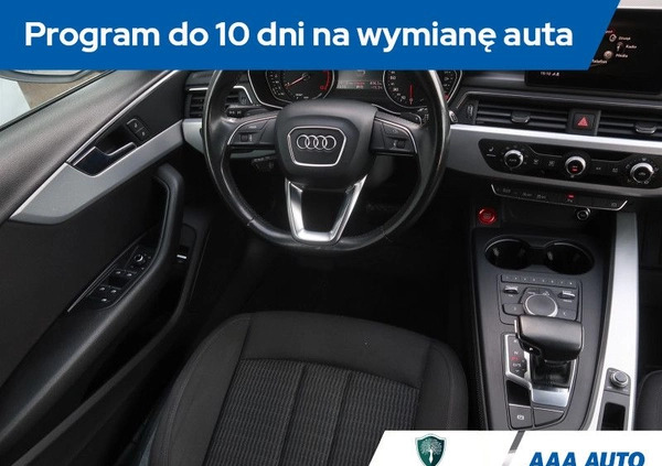 Audi A4 cena 70000 przebieg: 231114, rok produkcji 2016 z Kutno małe 301